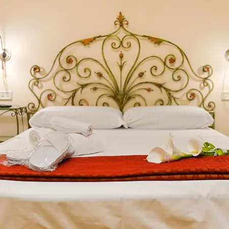 Hotel City فندق باري