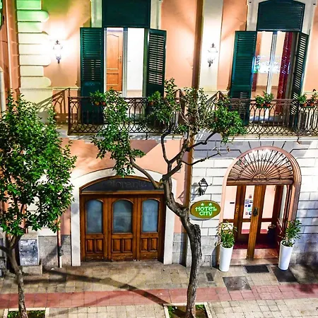Hotel City باري