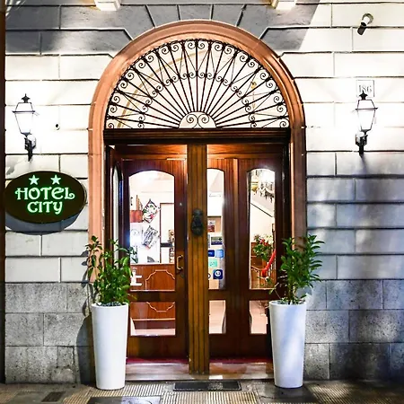 فندق Hotel City باري