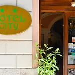 Hotel City Отель Бари